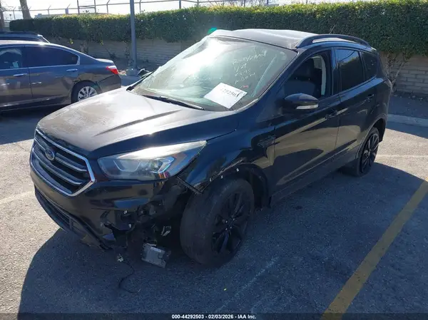 1FMCU0JD3HUA80039 2017 FORD ESCAPE - Image 2