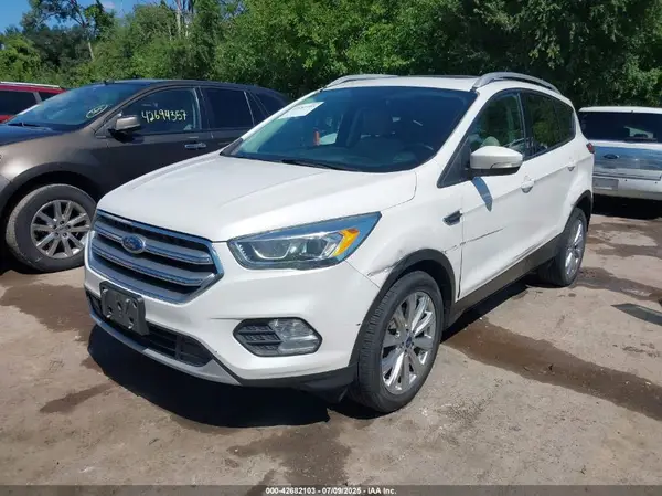 1FMCU0JD3HUA80168 2017 FORD ESCAPE - Image 2