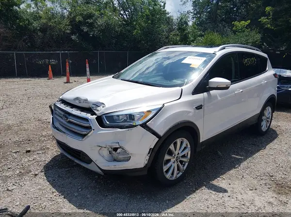 1FMCU0JD3HUB41356 2017 FORD ESCAPE - Image 2