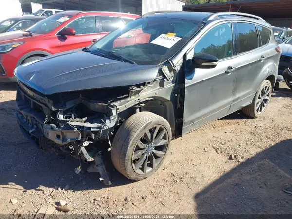 1FMCU0JD3HUC86302 2017 FORD ESCAPE - Image 2