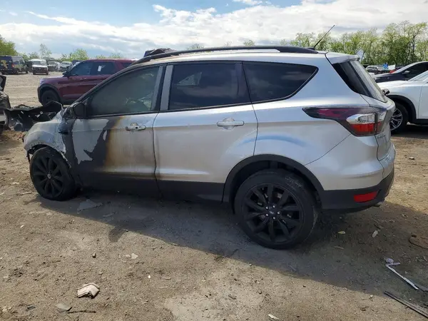 1FMCU0JD4HUA08671 2017 FORD ESCAPE - Image 2