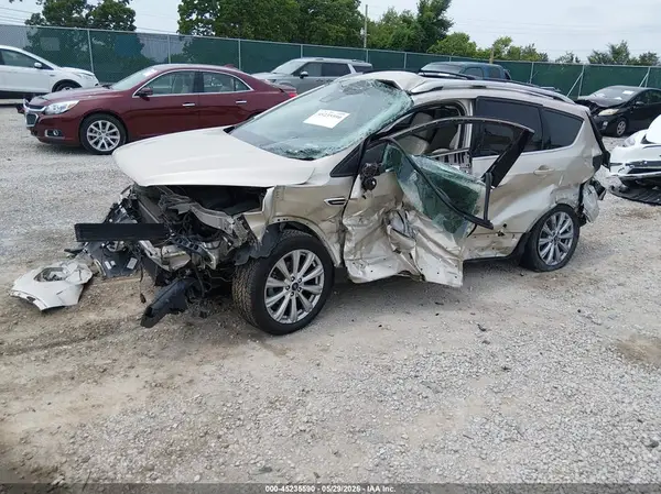 1FMCU0JD4HUA09920 2017 FORD ESCAPE - Image 2