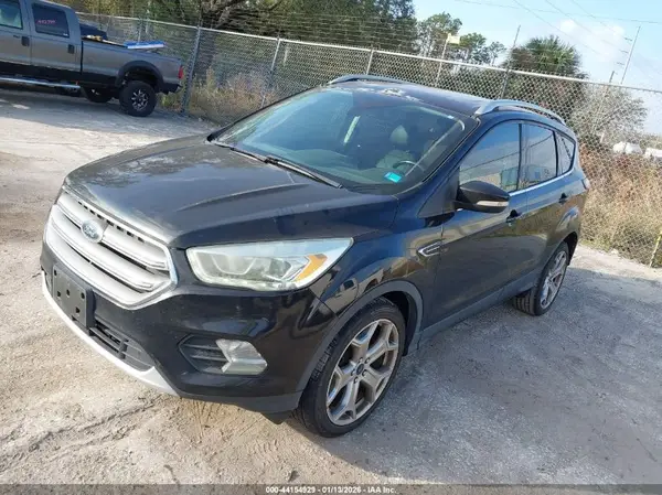 1FMCU0JD4HUA18889 2017 FORD ESCAPE - Image 2