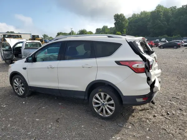 1FMCU0JD4HUA22103 2017 FORD ESCAPE - Image 2