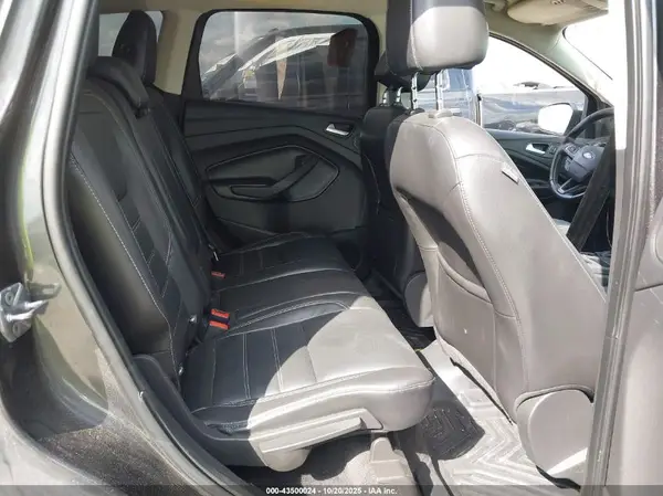 1FMCU0JD4HUA31979 2017 FORD ESCAPE - Image 8