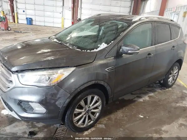 1FMCU0JD4HUB58974 2017 FORD ESCAPE - Image 2