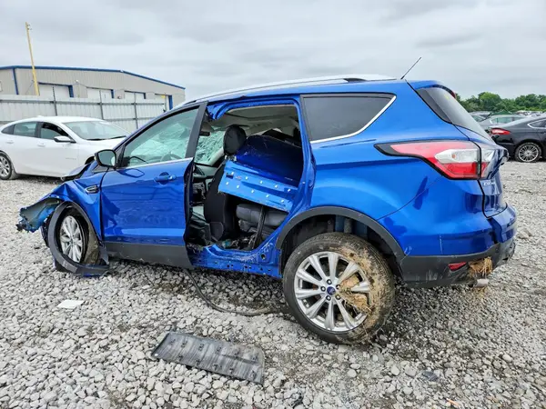 1FMCU0JD4HUD38245 2017 FORD ESCAPE - Image 2