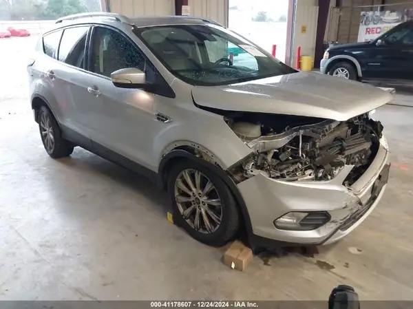 1FMCU0JD4HUD75912 2017 FORD ESCAPE - Image 1