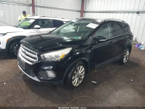 1FMCU0JD4HUD76316 2017 FORD ESCAPE - Image 2