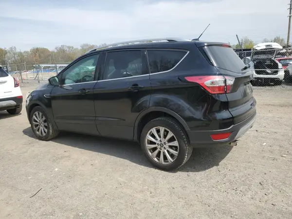 1FMCU0JD4HUD86182 2017 FORD ESCAPE - Image 2