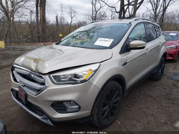 1FMCU0JD4HUE90042 2017 FORD ESCAPE - Image 2