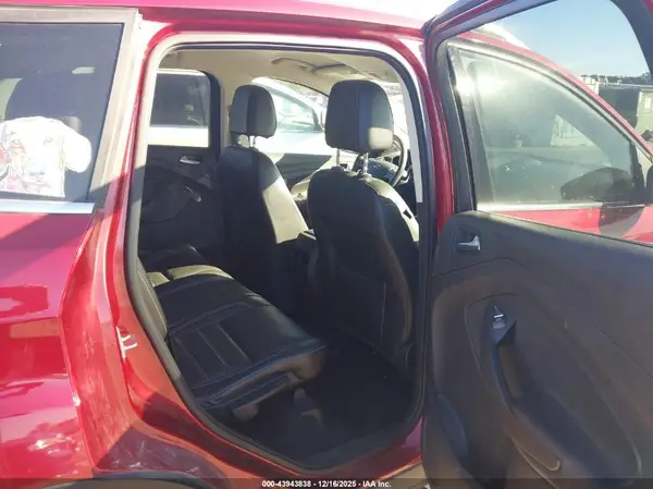1FMCU0JD4HUF05266 2017 FORD ESCAPE - Image 8