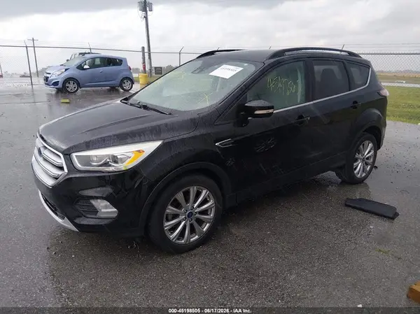1FMCU0JD5HUA79264 2017 FORD ESCAPE - Image 2