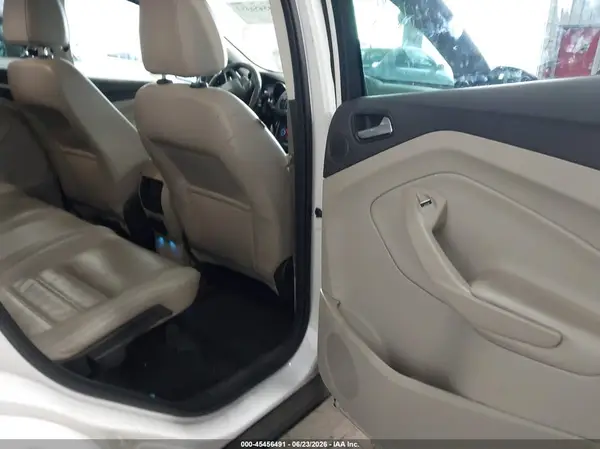 1FMCU0JD5HUC48084 2017 FORD ESCAPE - Image 8