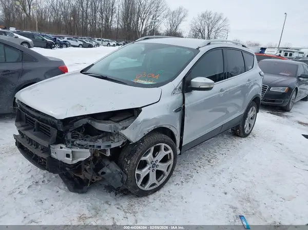 1FMCU0JD5HUD20272 2017 FORD ESCAPE - Image 2