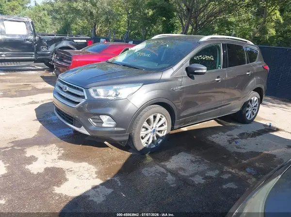 1FMCU0JD5HUD75255 2017 FORD ESCAPE - Image 2