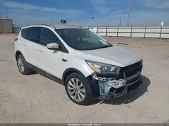 1FMCU0JD5HUD76180 2017 FORD ESCAPE