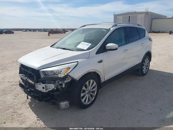 1FMCU0JD5HUD76180 2017 FORD ESCAPE - Image 2