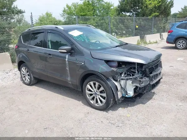 1FMCU0JD5HUE52352 2017 FORD ESCAPE - Image 1