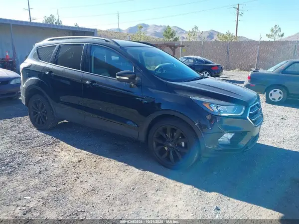 1FMCU0JD6HUA94792 2017 FORD ESCAPE - Image 1