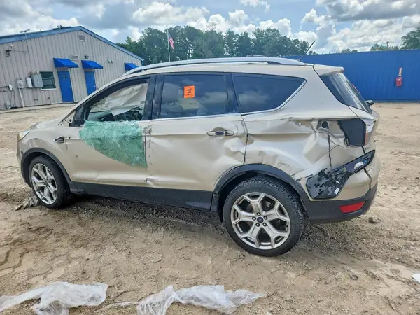 1FMCU0JD6HUC27180 2017 FORD ESCAPE - Image 2
