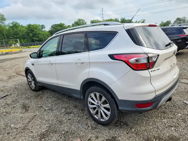 1FMCU0JD6HUC73561 2017 FORD ESCAPE - Image 2