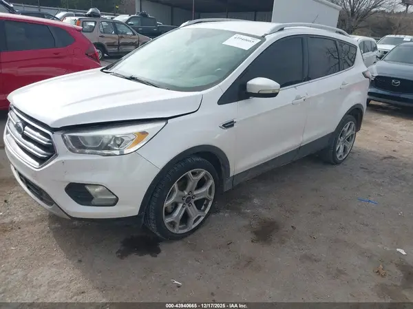 1FMCU0JD6HUD40725 2017 FORD ESCAPE - Image 2