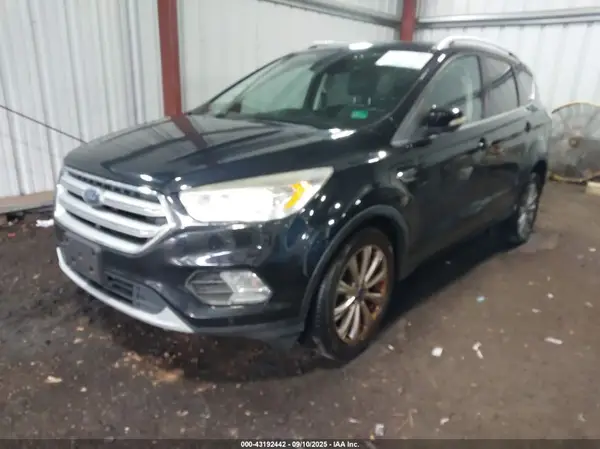 1FMCU0JD7HUA18532 2017 FORD ESCAPE - Image 2