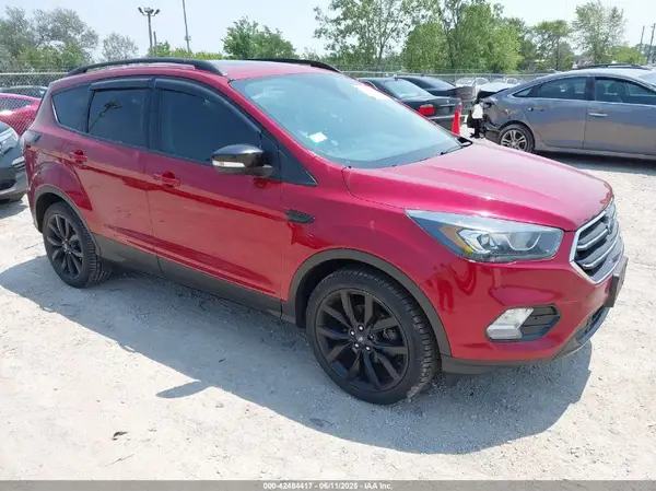 1FMCU0JD7HUA46881 2017 FORD ESCAPE - Image 1