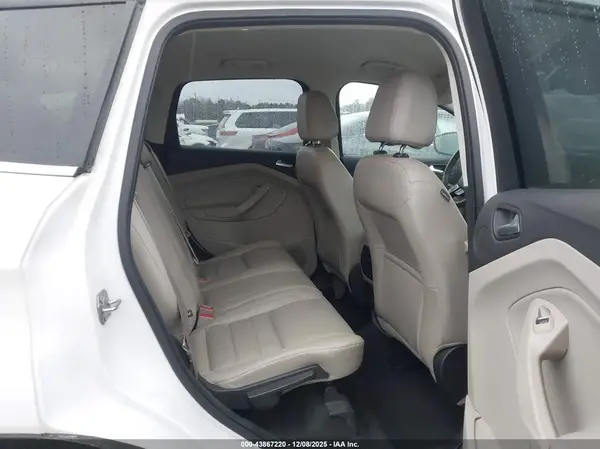 1FMCU0JD7HUB26228 2017 FORD ESCAPE - Image 8