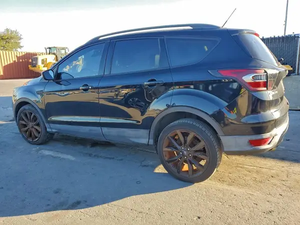 1FMCU0JD7HUB49363 2017 FORD ESCAPE - Image 2