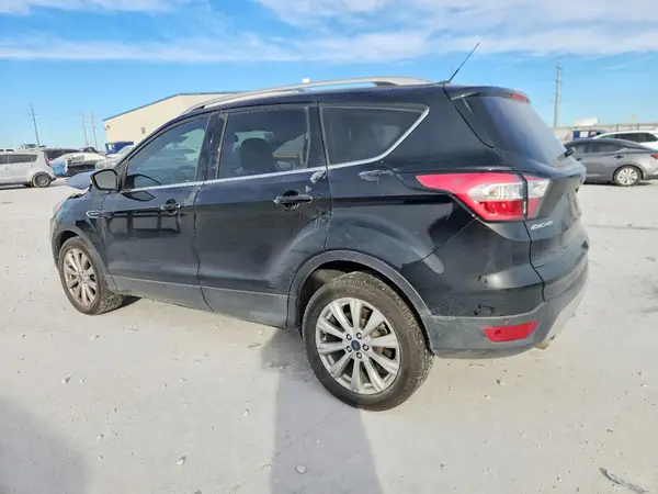 1FMCU0JD7HUD10570 2017 FORD ESCAPE - Image 2