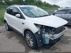 1FMCU0JD7HUD33332 2017 FORD ESCAPE