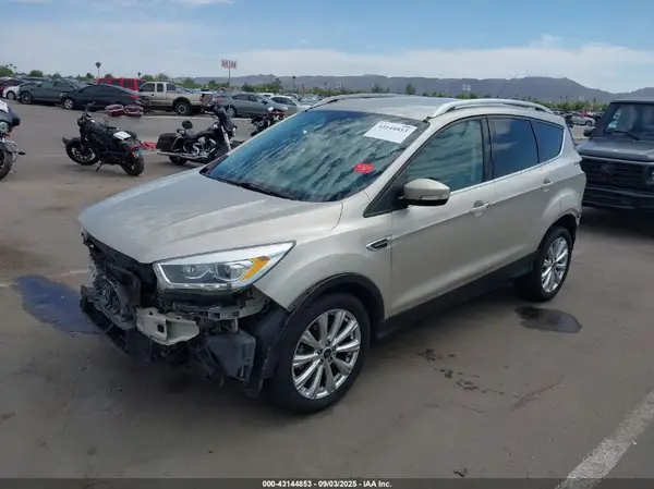 1FMCU0JD7HUD84006 2017 FORD ESCAPE - Image 2