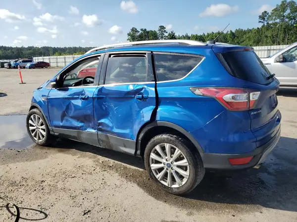 1FMCU0JD8HUA10472 2017 FORD ESCAPE - Image 2