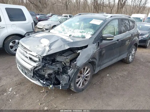 1FMCU0JD8HUA75905 2017 FORD ESCAPE - Image 2