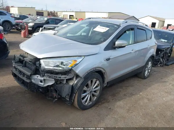 1FMCU0JD8HUA80036 2017 FORD ESCAPE - Image 2