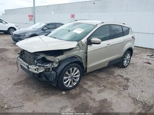 1FMCU0JD8HUB59965 2017 FORD ESCAPE - Image 2