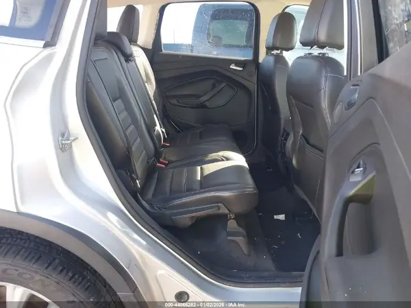 1FMCU0JD8HUB60162 2017 FORD ESCAPE - Image 8