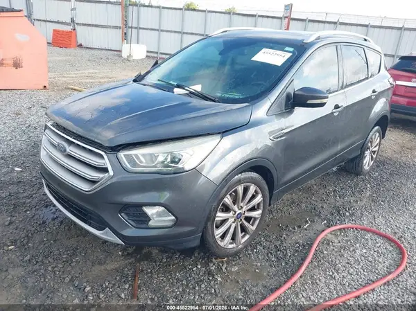 1FMCU0JD8HUC19128 2017 FORD ESCAPE - Image 2