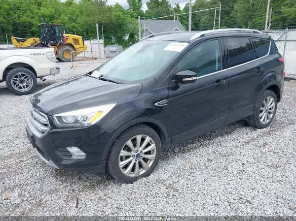 1FMCU0JD8HUC94024 2017 FORD ESCAPE - Image 2