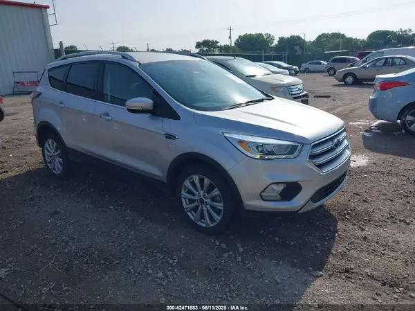1FMCU0JD8HUD08360 2017 FORD ESCAPE - Image 1