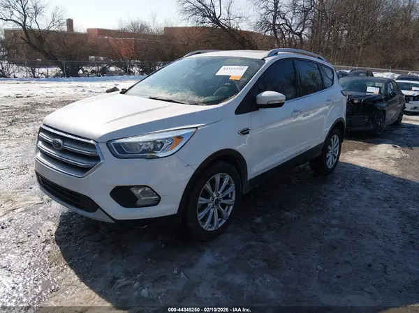 1FMCU0JD8HUD27605 2017 FORD ESCAPE - Image 2