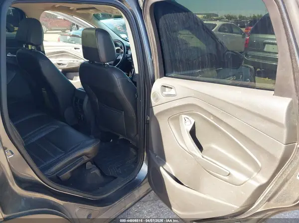 1FMCU0JD8HUF06694 2017 FORD ESCAPE - Image 8