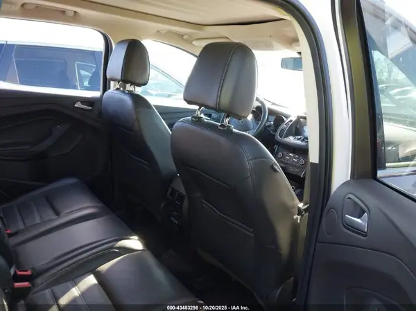 1FMCU0JD9HUA11548 2017 FORD ESCAPE - Image 8