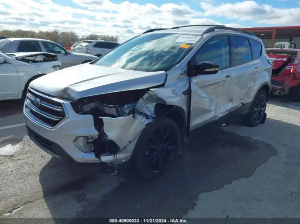 1FMCU0JD9HUB07910 2017 FORD ESCAPE - Image 2