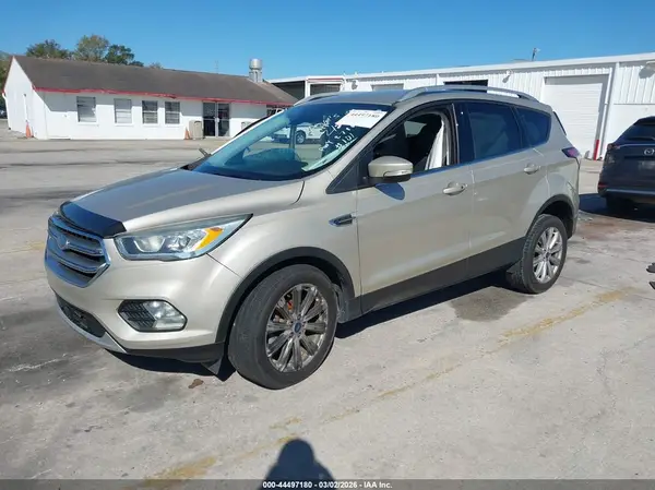 1FMCU0JD9HUD91104 2017 FORD ESCAPE - Image 2