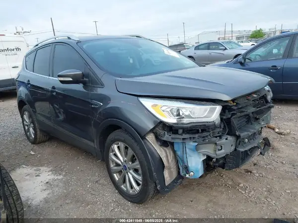 1FMCU0JD9HUE03672 2017 FORD ESCAPE - Image 1