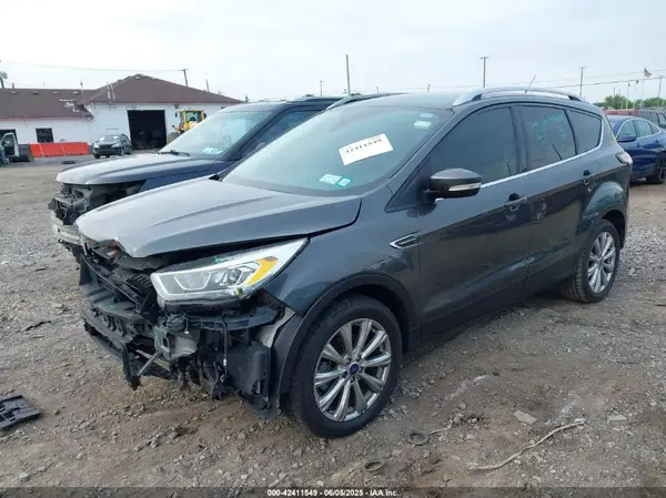 1FMCU0JD9HUE03672 2017 FORD ESCAPE - Image 2