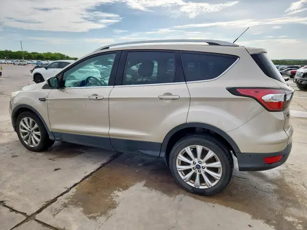 1FMCU0JDXHUA12305 2017 FORD ESCAPE - Image 2